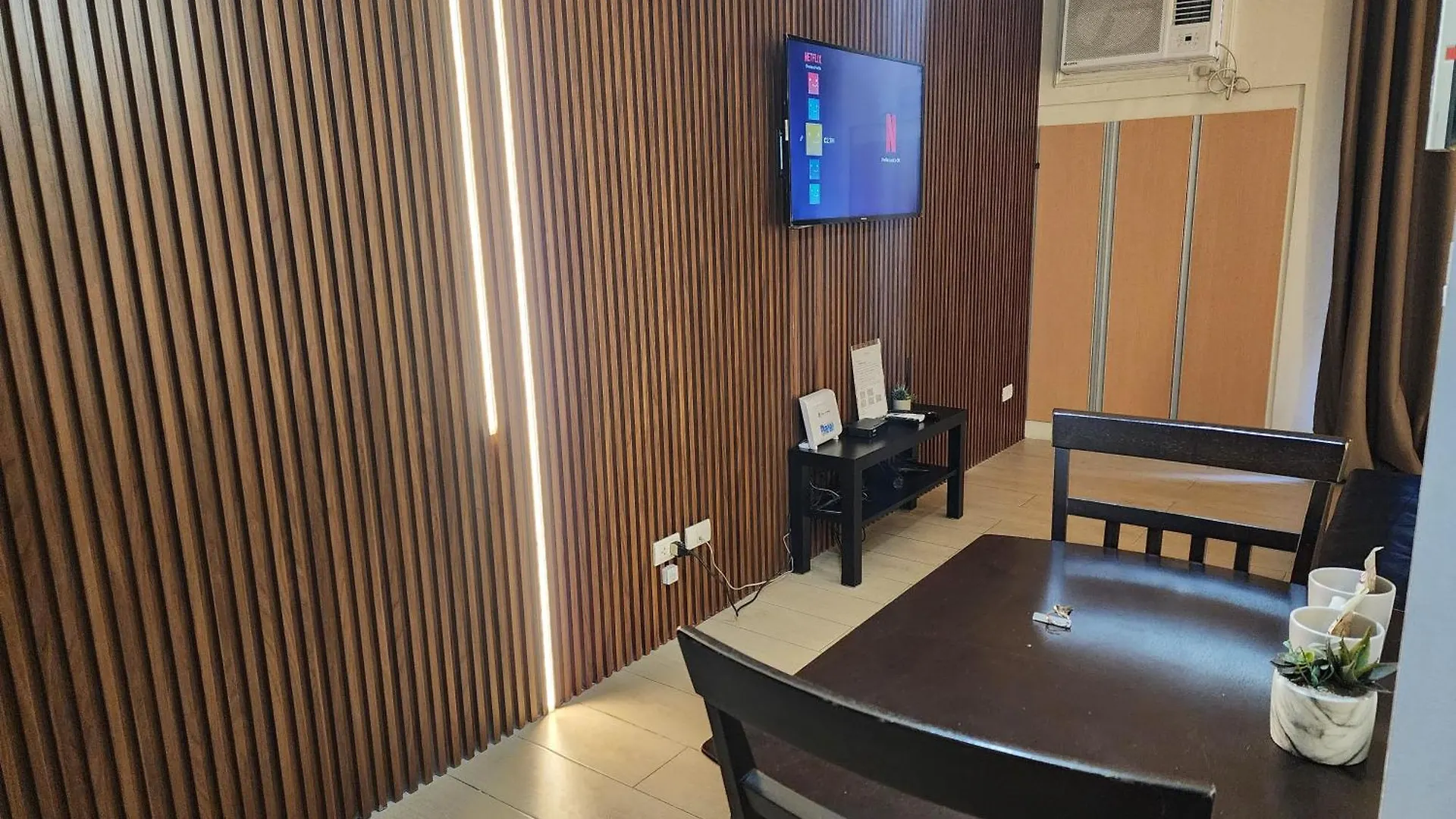 Hotel Palm Tree Villas Pasay