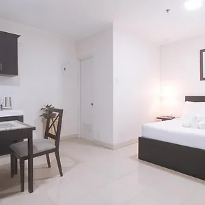 Urbanview At Evangelista Street Makati Gasthof
