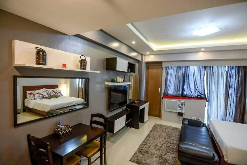 Palm Tree Villas Pasay 0*,