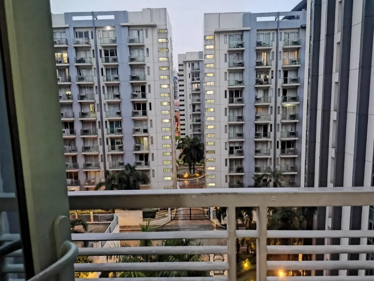Palm Tree Villas Pasay